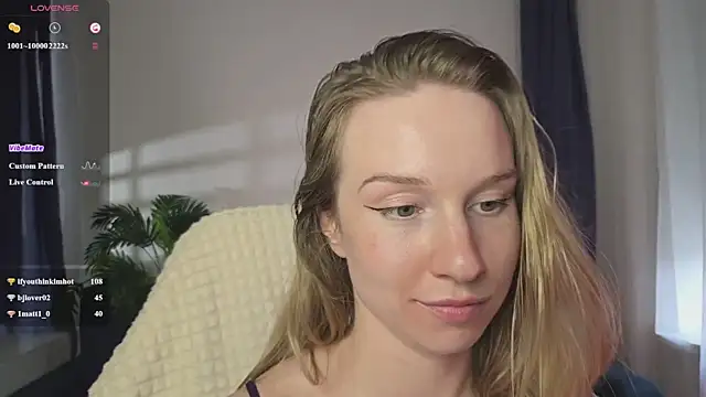Eve_Sin live cam on StripChat