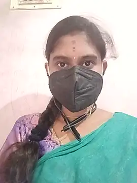 Tamil_Nathiya1
