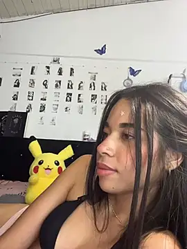 Milleradhara24 live webcam show