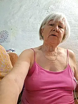 KlaudiaDarling live webcam show