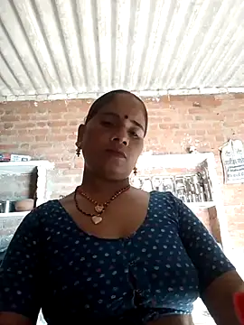 Hot_shiri live webcam show