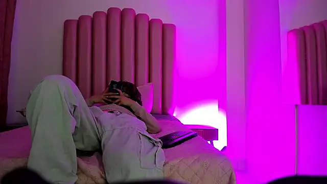Lana_fox01 live cam on StripChat