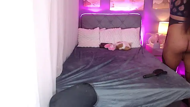 Tasha_Goddess webcam