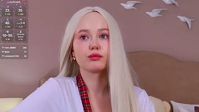 ElaraVance live webcam