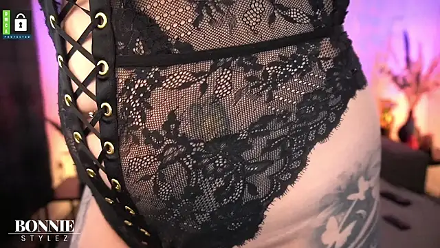 BonnieStylez live cam