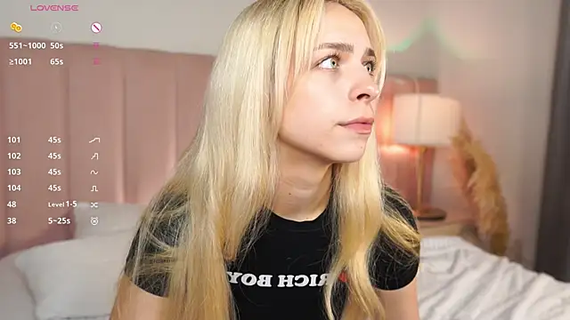 ShinyBarbie webcam