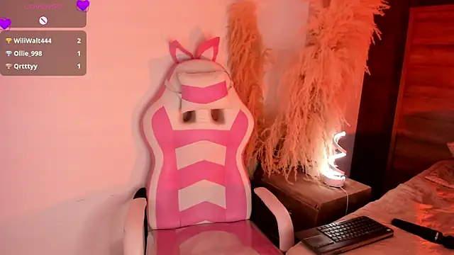 CristineRainn_ webcam