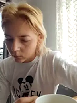 yasmi25
