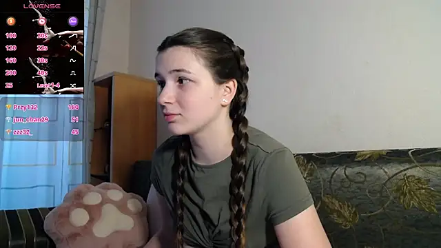MakiimaStar live webcam show