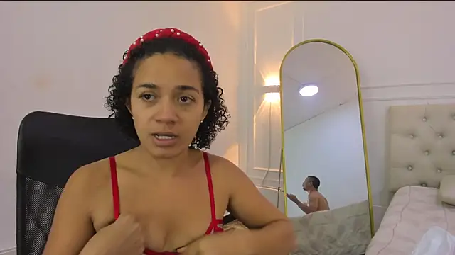 charlotte_dante212 webcam