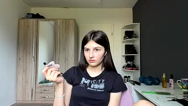 SpanishRooter live webcam show