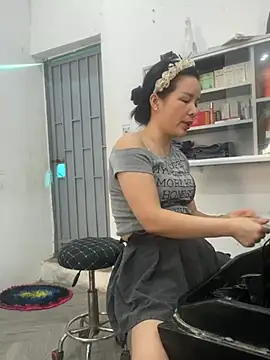 Ivy_Trix2 webcam