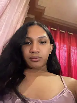slutty_aki live webcam show