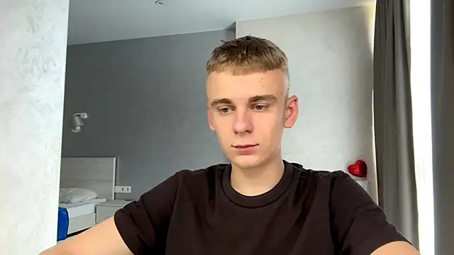 solofury (M twink) - Buy car
