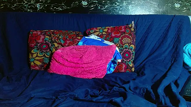 Naturalboobss webcam