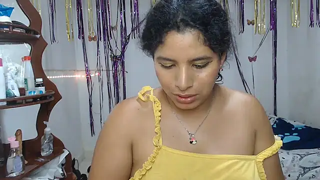 sexyhot20xxx live cam on StripChat