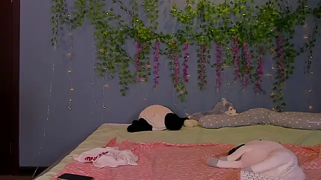 Lillie_Berry webcam