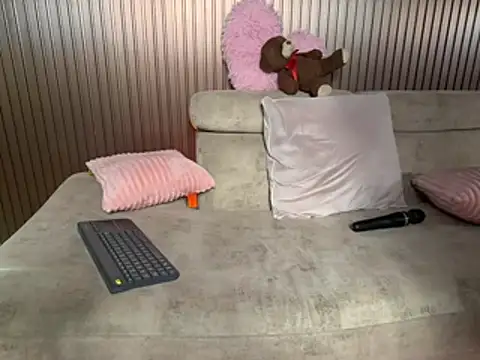 sofi_naughty_1