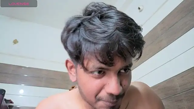just_fucks live cam on StripChat