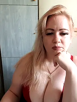 Missy_DM live cam on StripChat