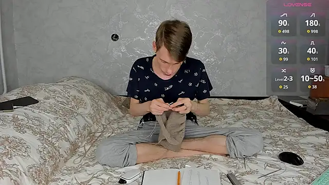 ERICK__DEEN live cam on StripChat