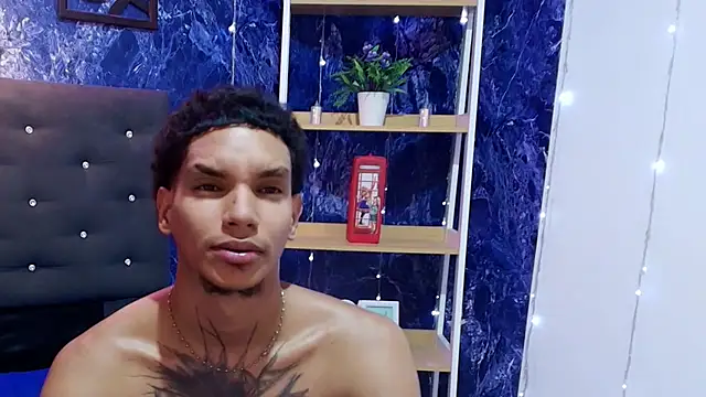 kai_storm77 live cam on StripChat