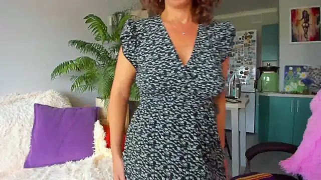 ChristinaGlory webcam