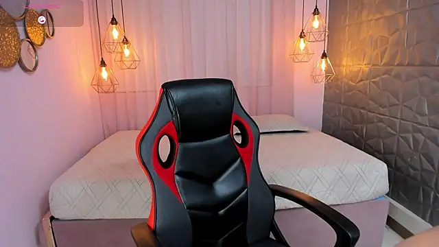Magic_amberr webcam