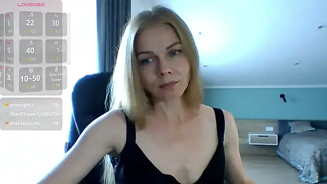 Tina5394 live webcam show
