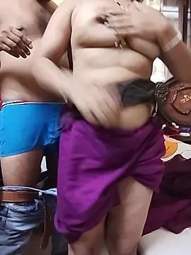 Indiansexycouple1 live webcam show