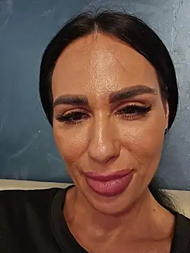 KatiaDivine live webcam show