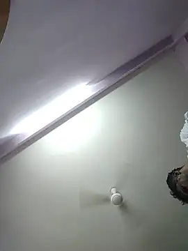 Paramkeerthi live cam on StripChat