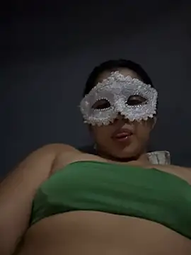 ChiquitaPeroNalgona live sex cam
