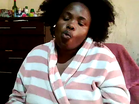sexybigboobz webcam
