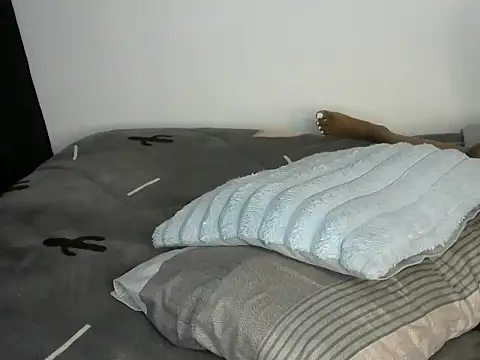 Velvet_Vixenn webcam
