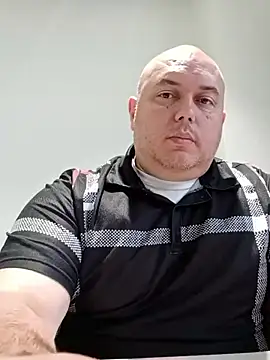 BigromeoXX webcam