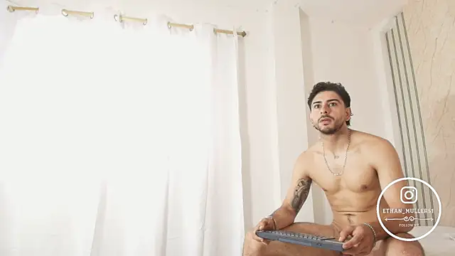 Ethan_mullers webcam