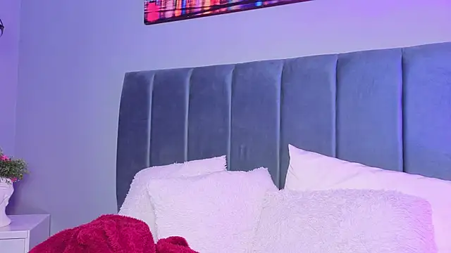 ninna_curly webcam