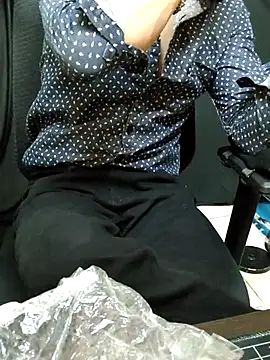 chocolate_alone webcam