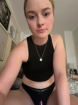 melanieTesss webcam