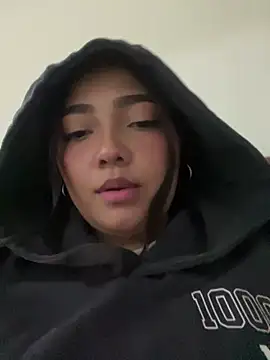 ArianaRougee webcam