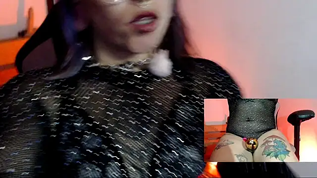 Nyxie8 webcam