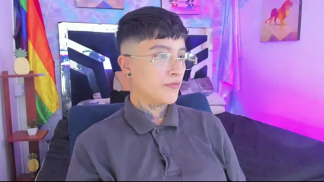abby_thompson____ webcam
