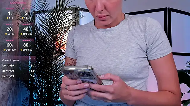 LianaFord webcam