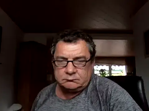 nobbie444 (M mature) - naked
