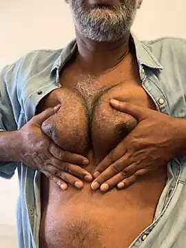 TheBeelzebun live webcam show