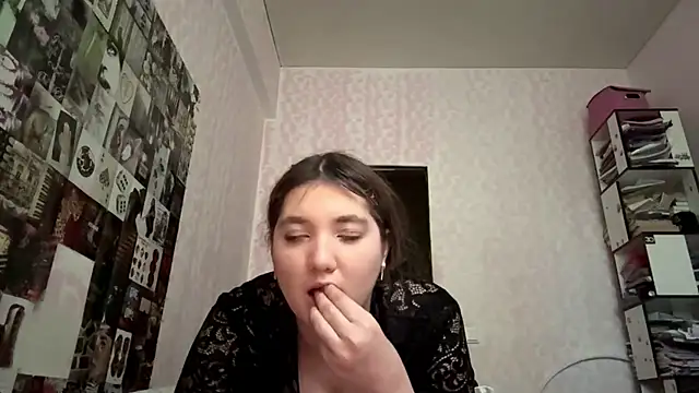 JanineThielman live cam