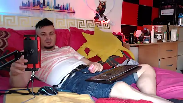 Hugec0ck007 webcam