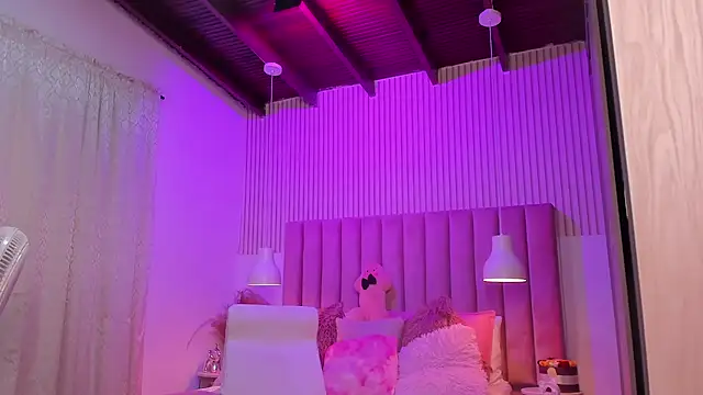 scarlettdreamss7 - ScarlettDreamss7's free webcam - UK Sex Cams