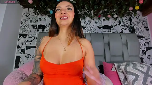 LucyRosse webcam